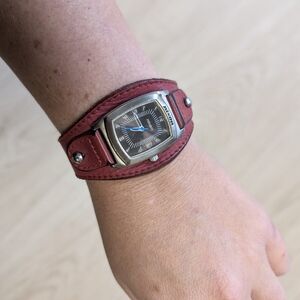 Red Leather Strap Wearable Watch